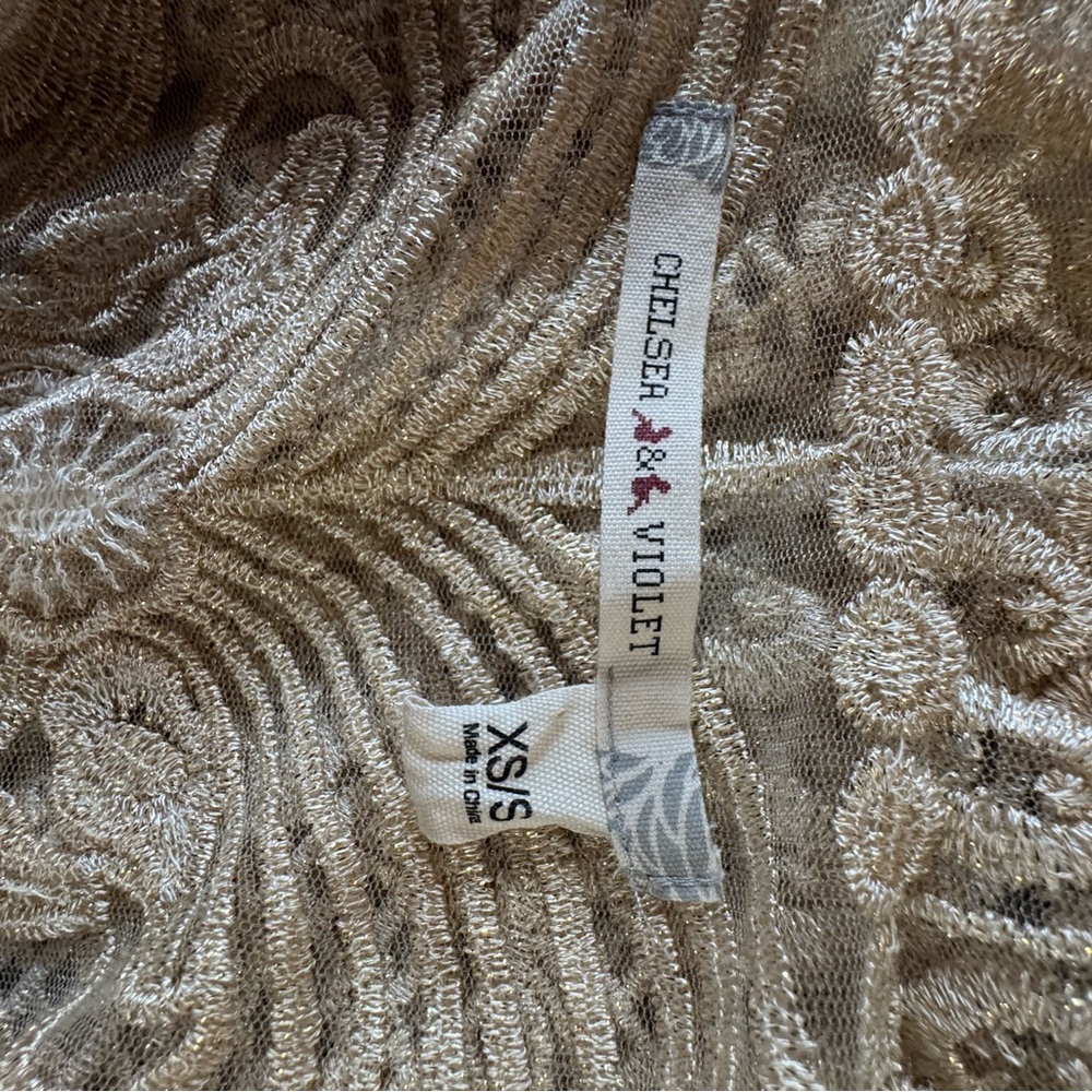 Chelsea & Violet Cream Lace Blouse - Picture 4 of 4